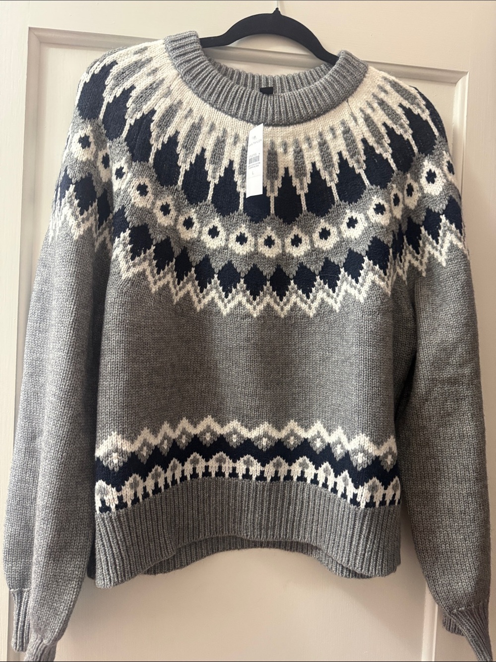 NWT Ann Taylor Gray Fair Isle Crewneck Sweater with Navy and White Yoke